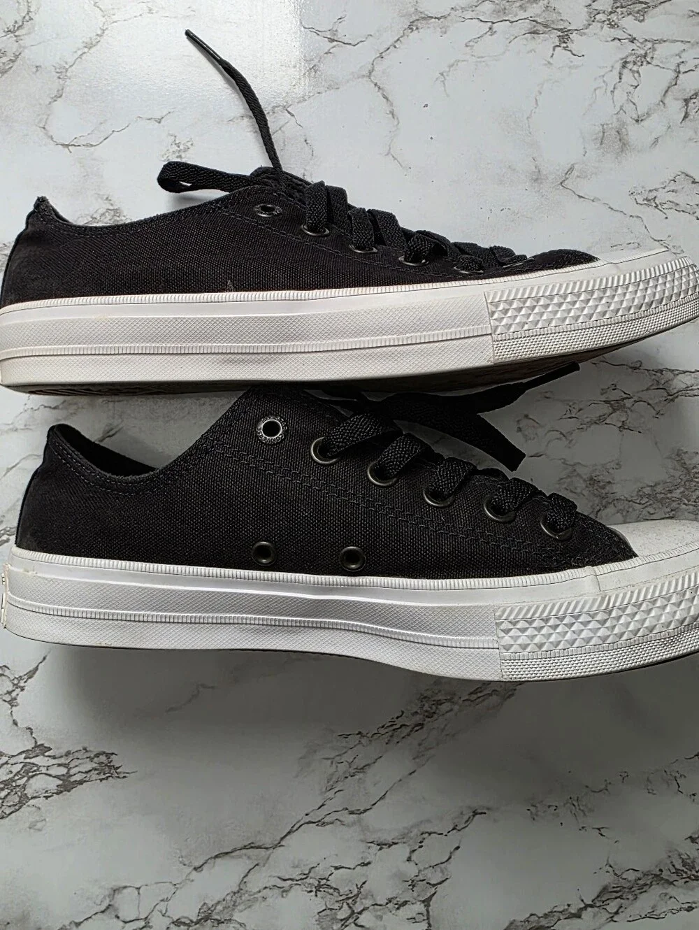 Converse Chuck Taylor All Star II Ox 150149C sz 7 mens, 9 wmns